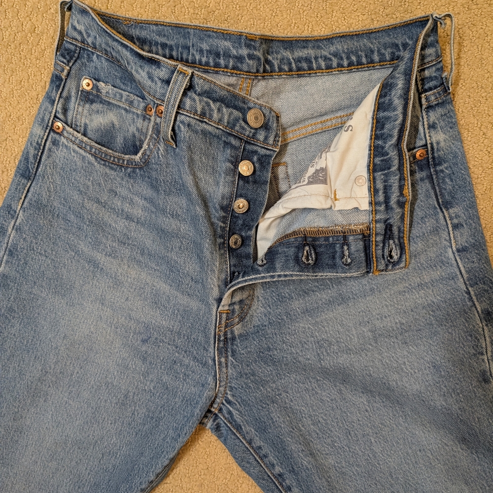 Levi's Light Blue High Rise Jeans